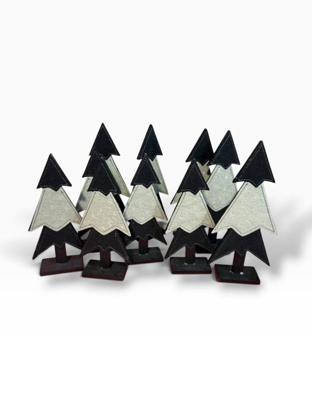 Target Hyde & EEK! Boutique Halloween Mini Mantle Trees – Set of 8 – Black & Whi
